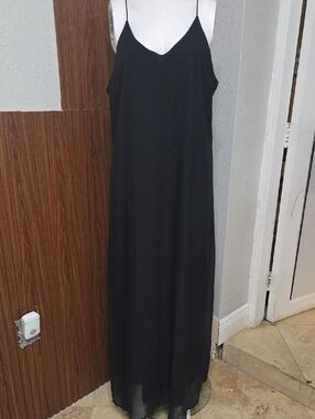 Old Navy Black Spaghetti-Strap Maxi Dress